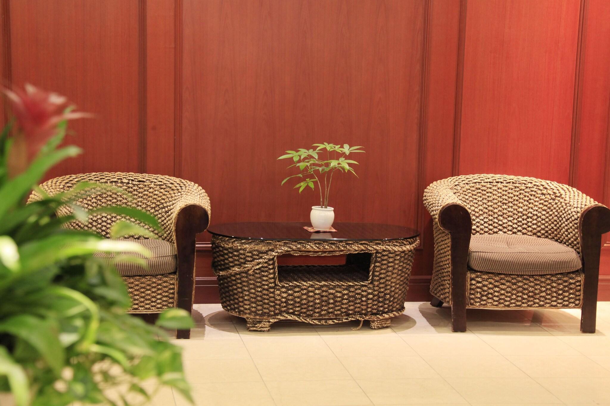 Vista Lobby Quintessa Hotel Sasebo
