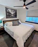 Alquiler Vacacional - 5th Street Retreat, quiet townhome a short walk from the heart of Loveland