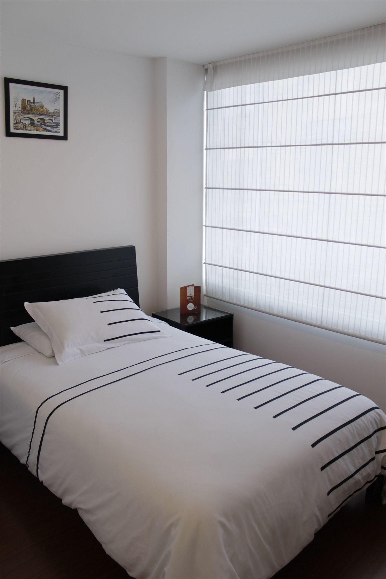 Varios Hotel Real Estación