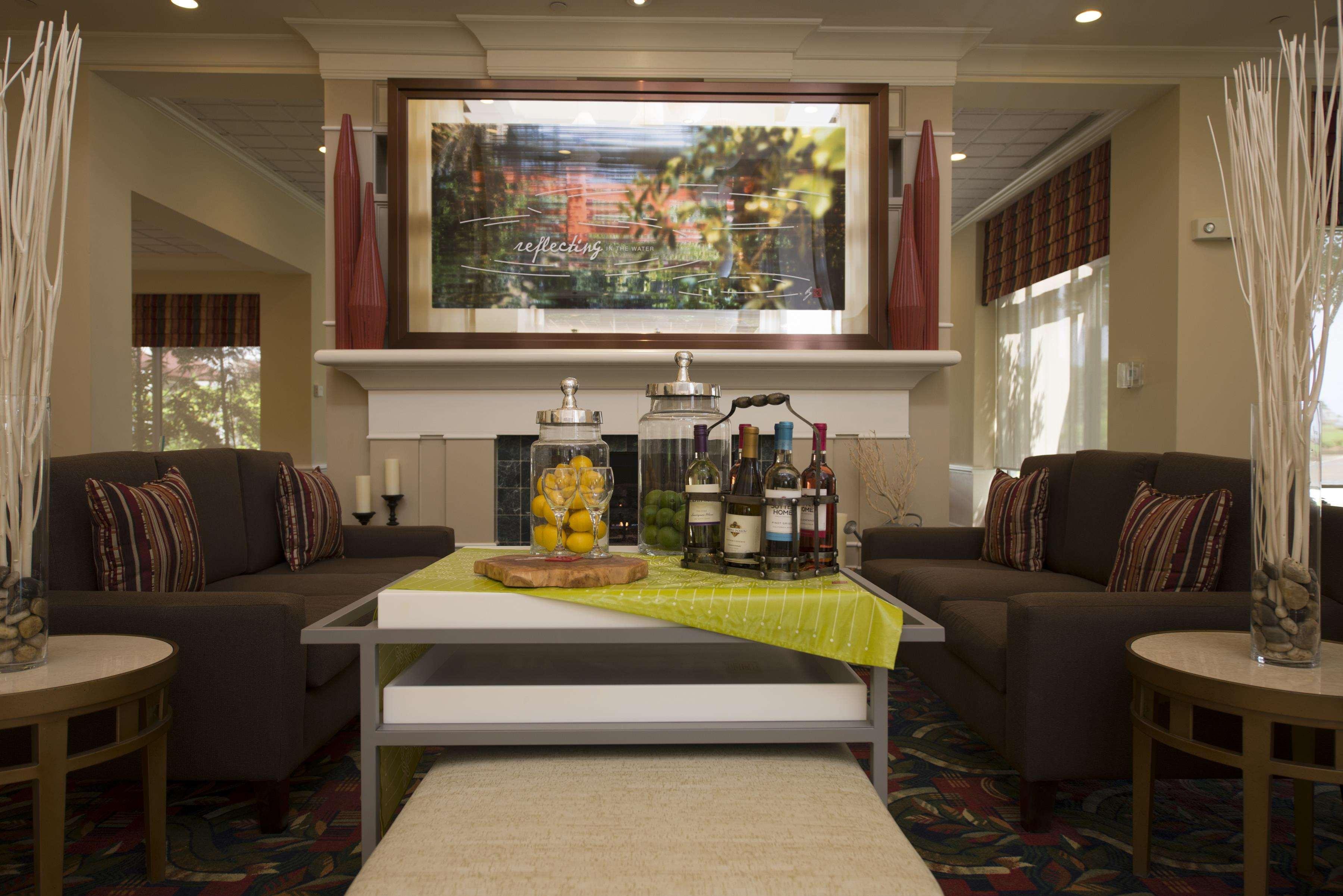 Vista Lobby Hilton Garden Inn Jackson/Madison