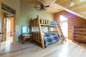 Alquiler Vacacional - Luxury Lakefront Property w/ private beach