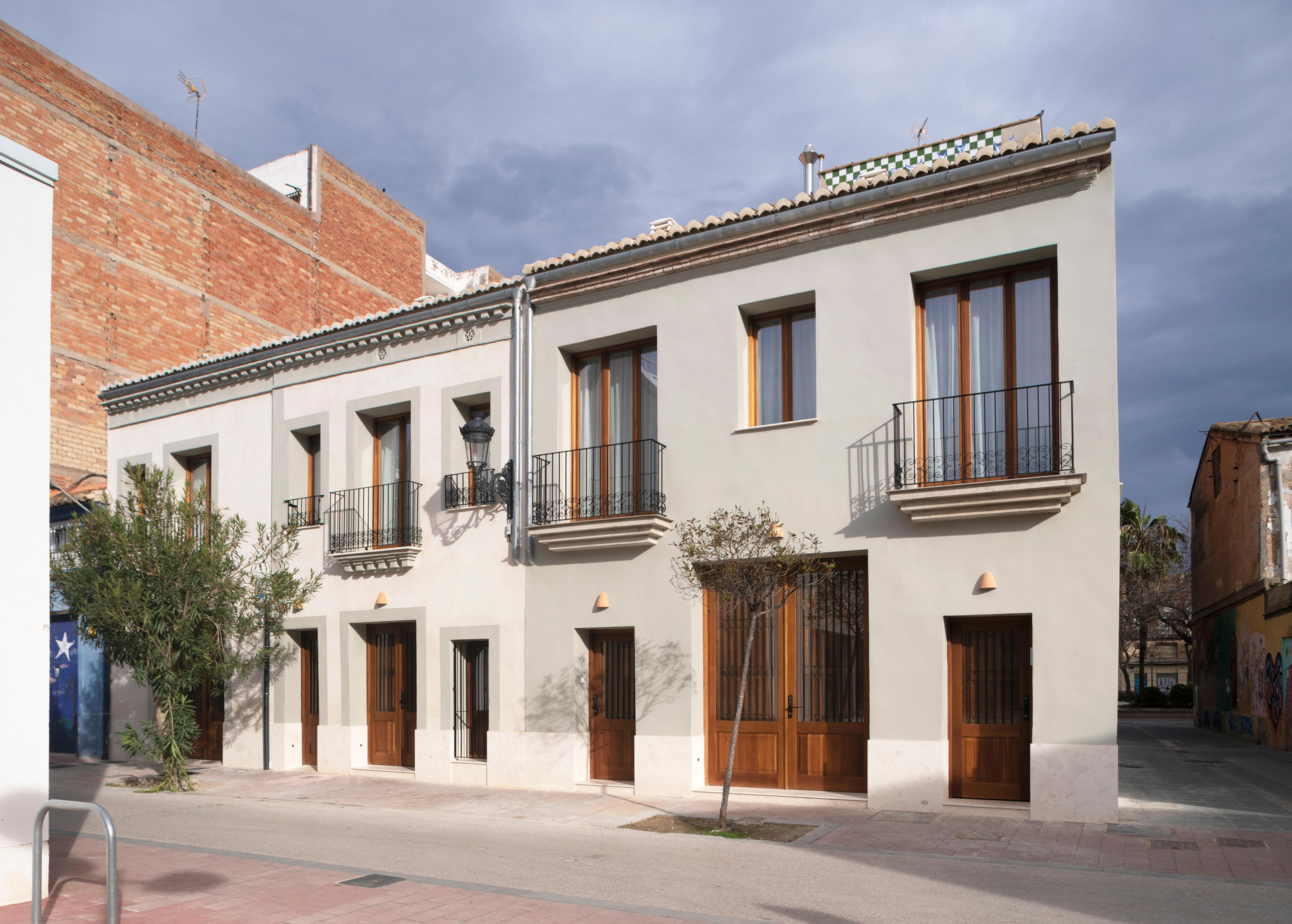 Vista Exterior Mon Suites San Pedro