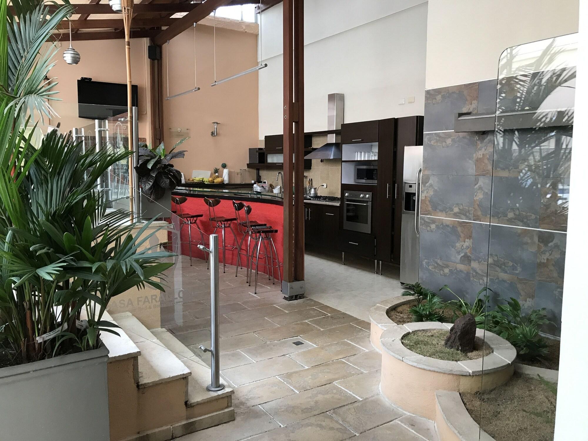 Restaurant Hotel Casa Farallones