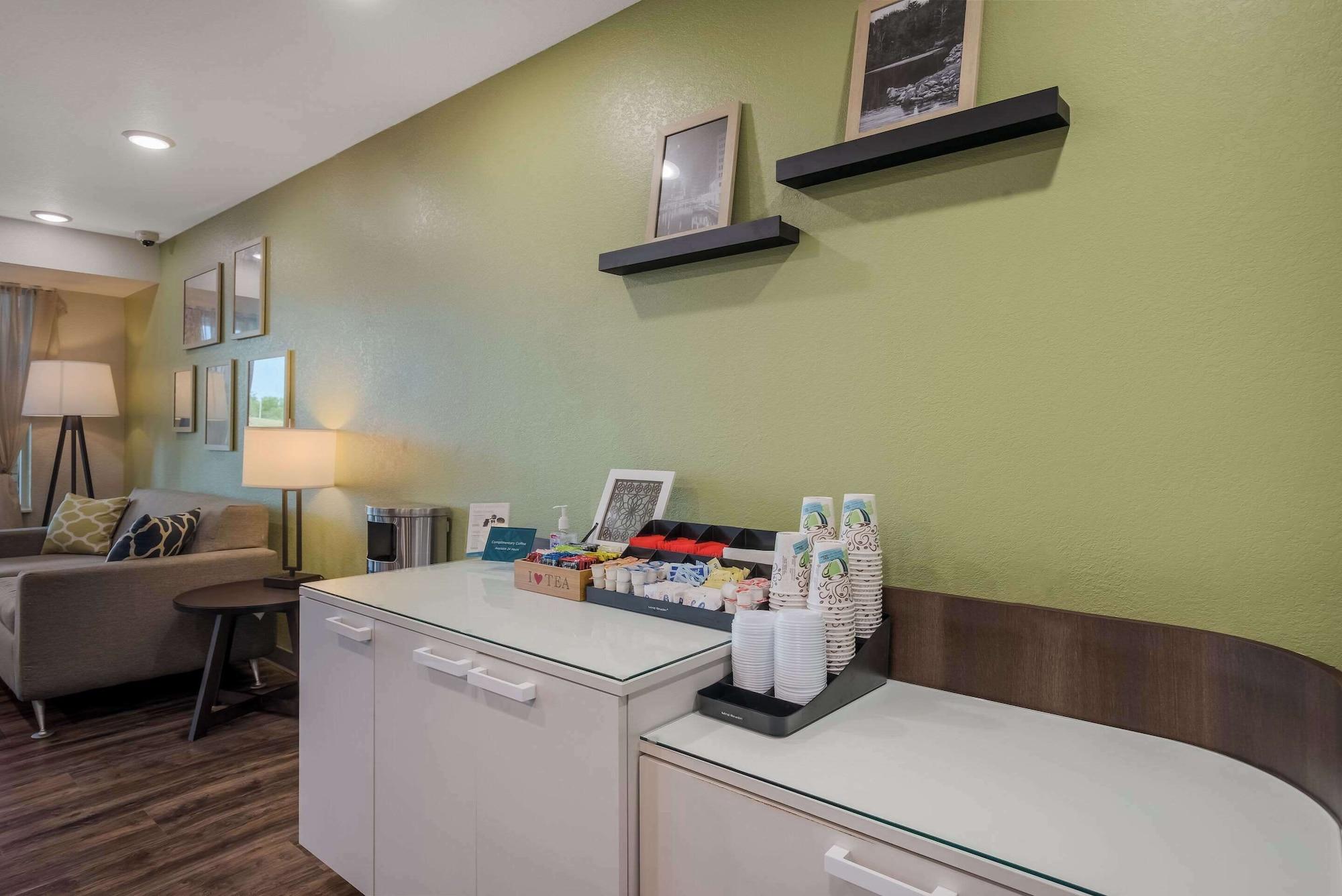 Restaurant Woodspring Suites Milwaukee - Menomonee Falls