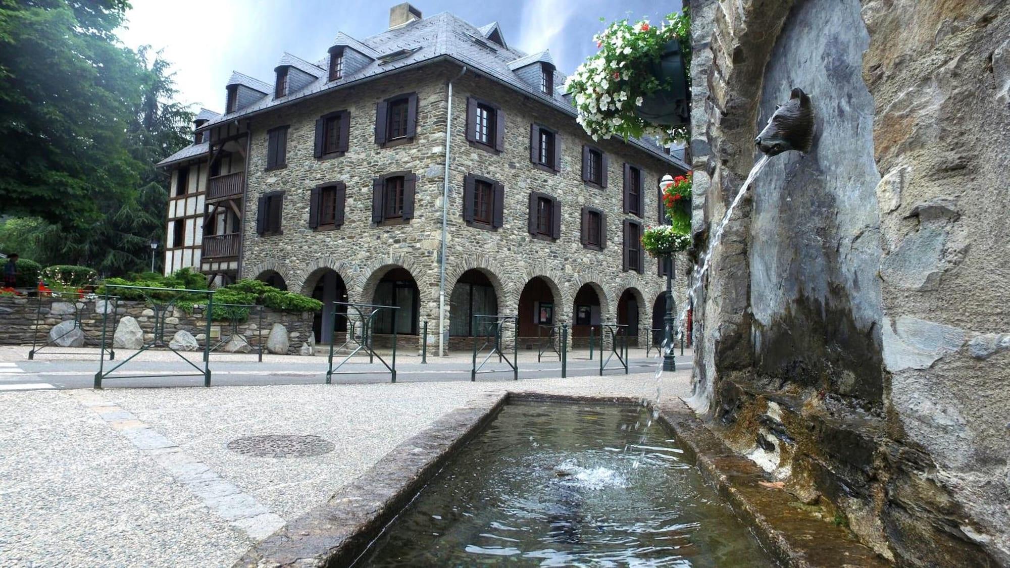 Vista Exterior VVF Saint-Lary-Soulan Hautes-Pyrénées