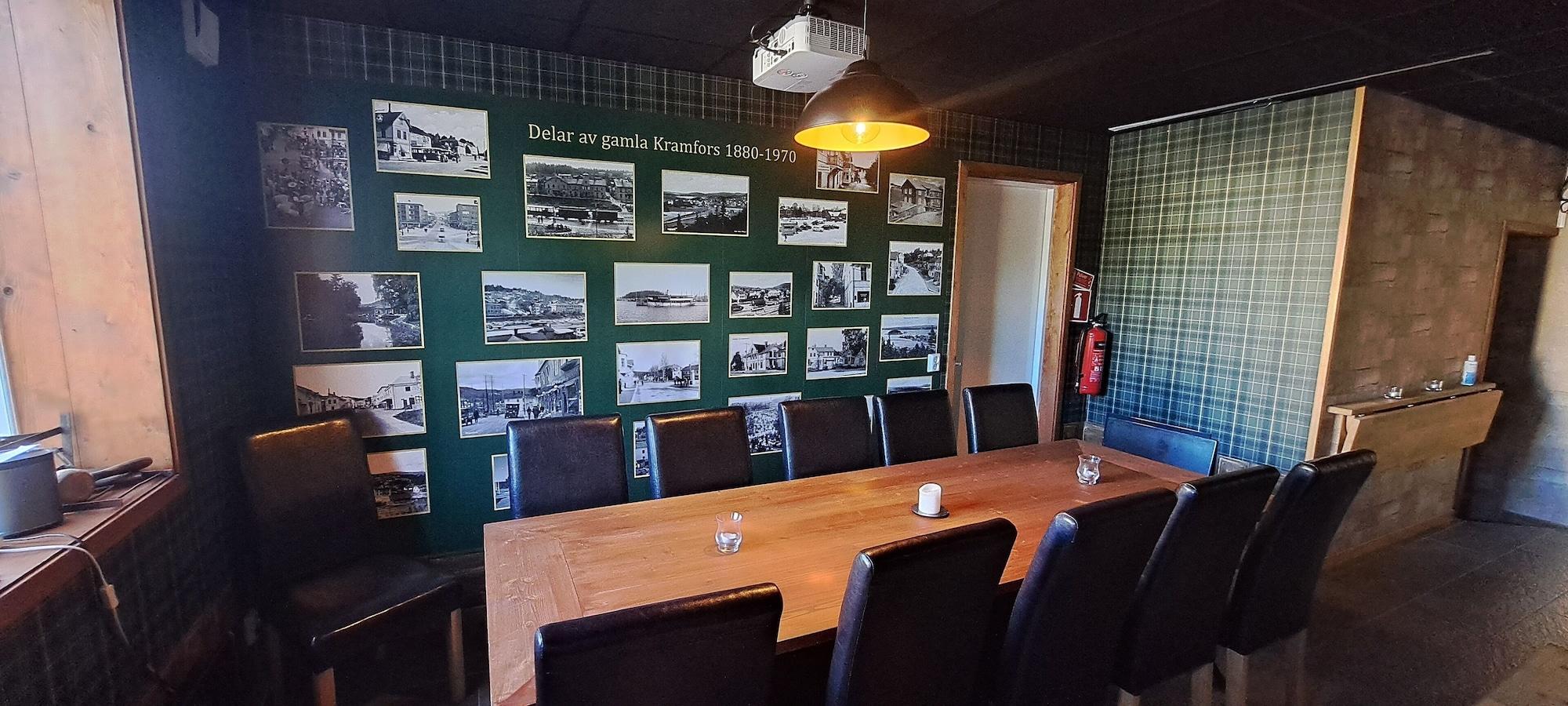 Sala de Reuniones Kramfors Stadshotell