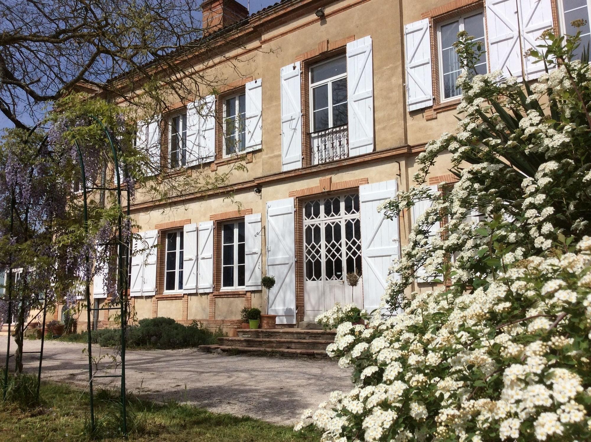 Vista Exterior Chateâu de Faudade
