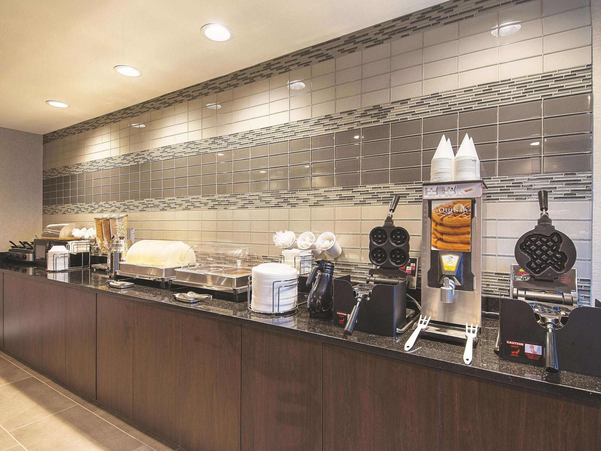 Restaurant La Quinta Inn & Suites by Wyndham Austin Round Rock