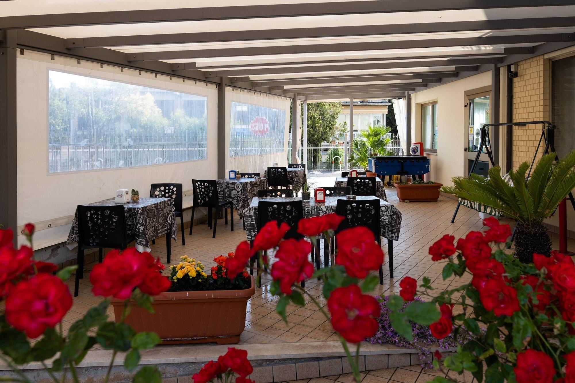Vista Exterior Hotel Belvedere
