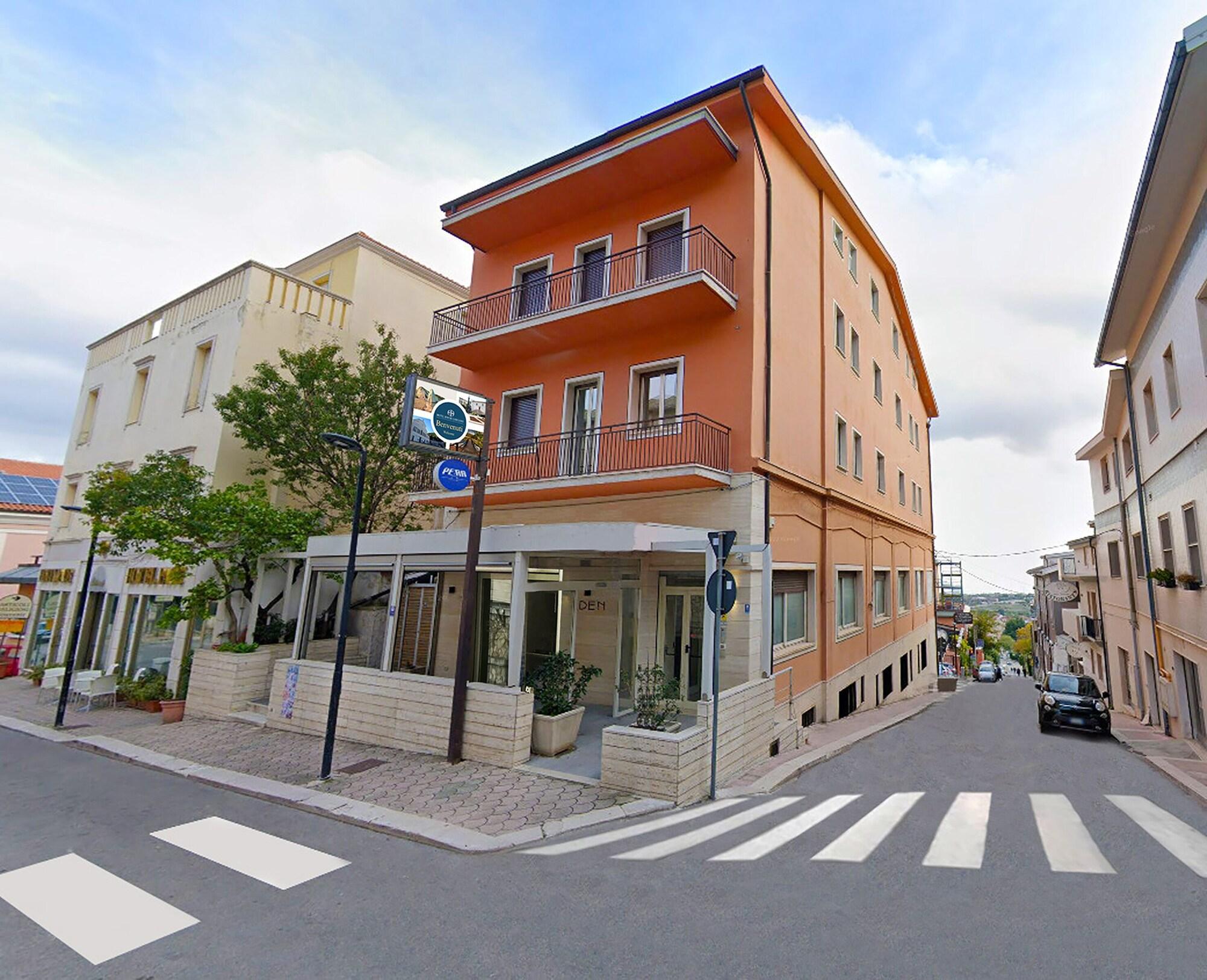 Varios HOTEL HOUSE GARGANO