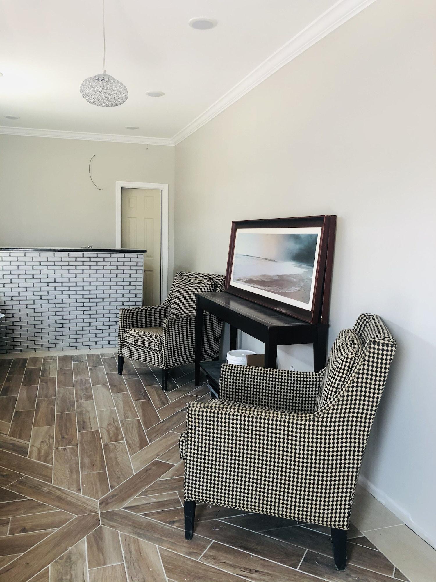 Vista Lobby Coastal Sands Inn