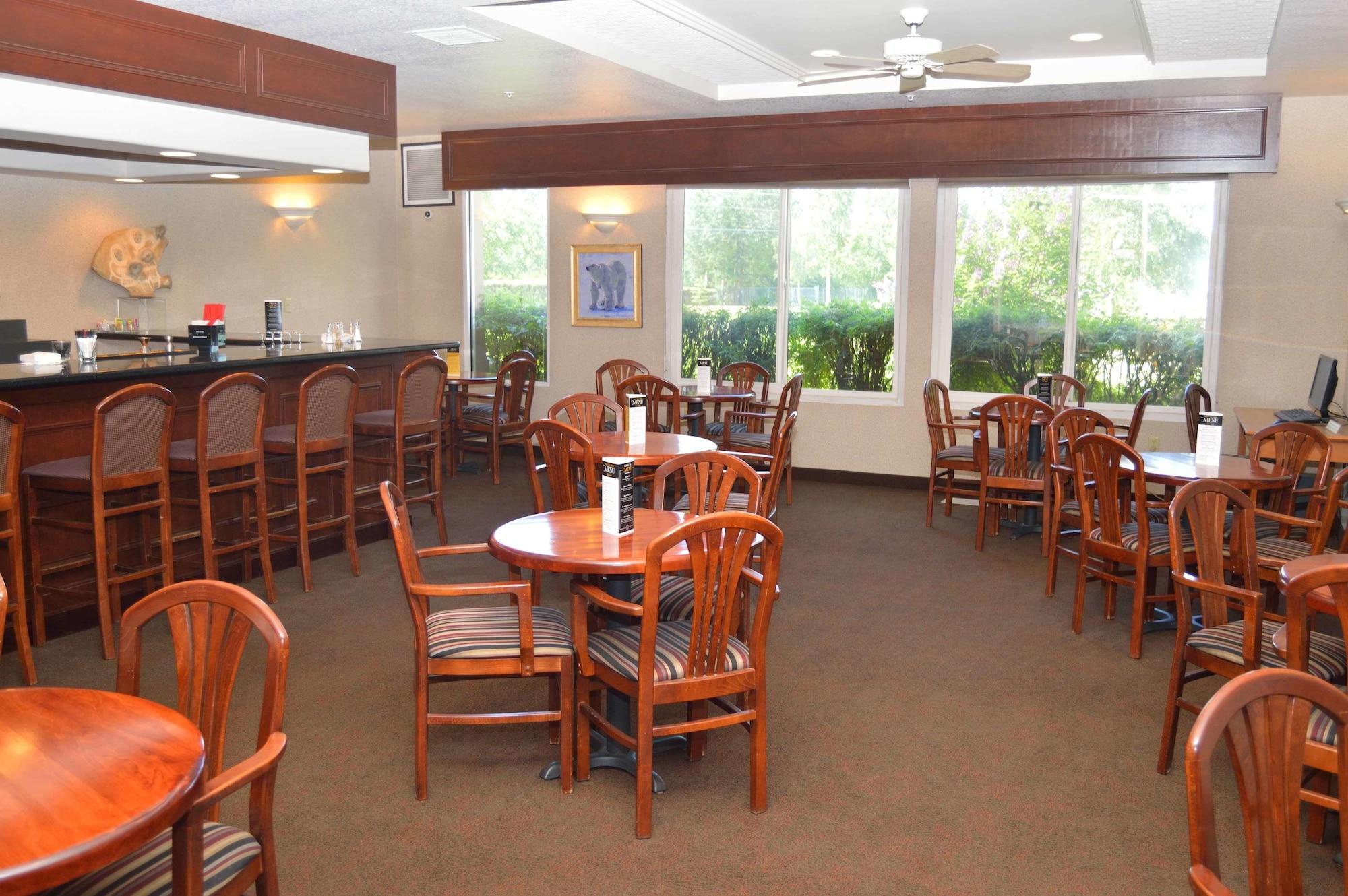 Bar/Salón Bear Lodge