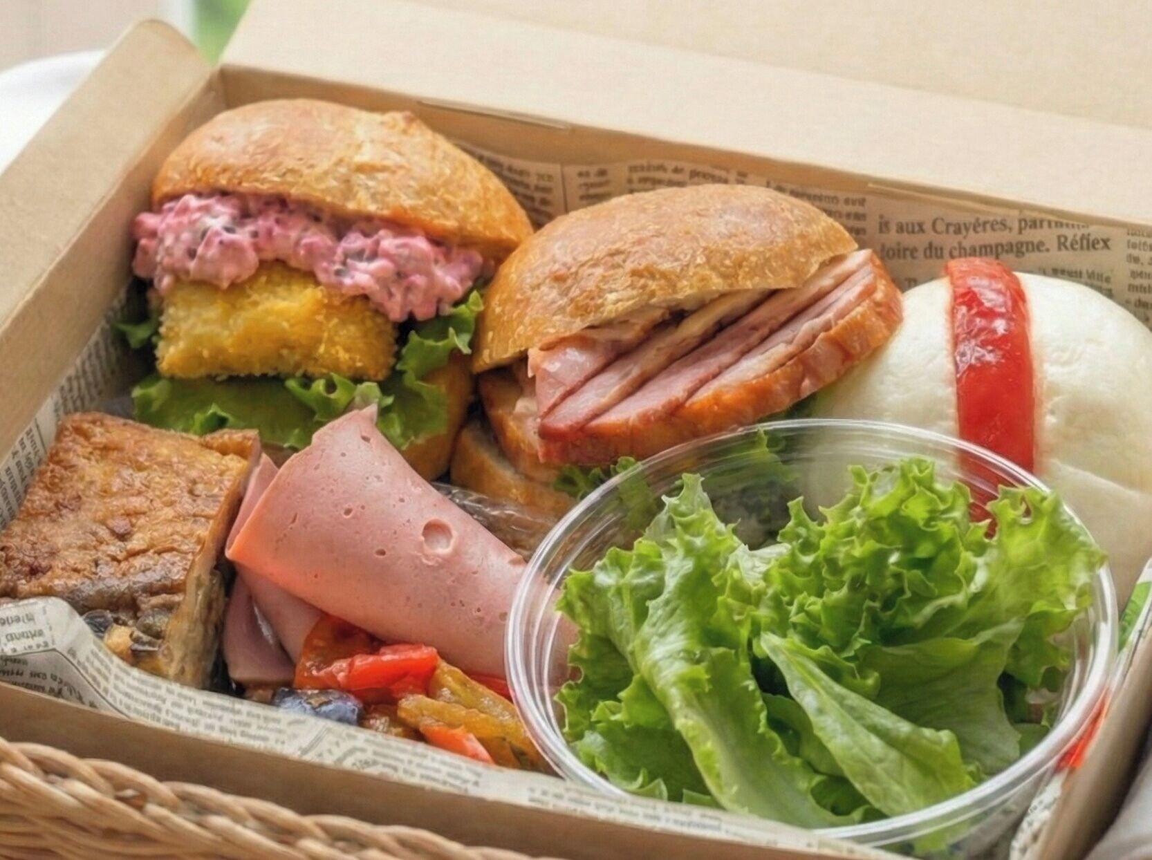 Restaurant RESI STAY Hachi Inn