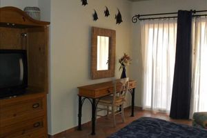 Renta temporal - Las Mananitas-2BR-1900 Sq Ft Grnd Floor 30 Steps to the Beach