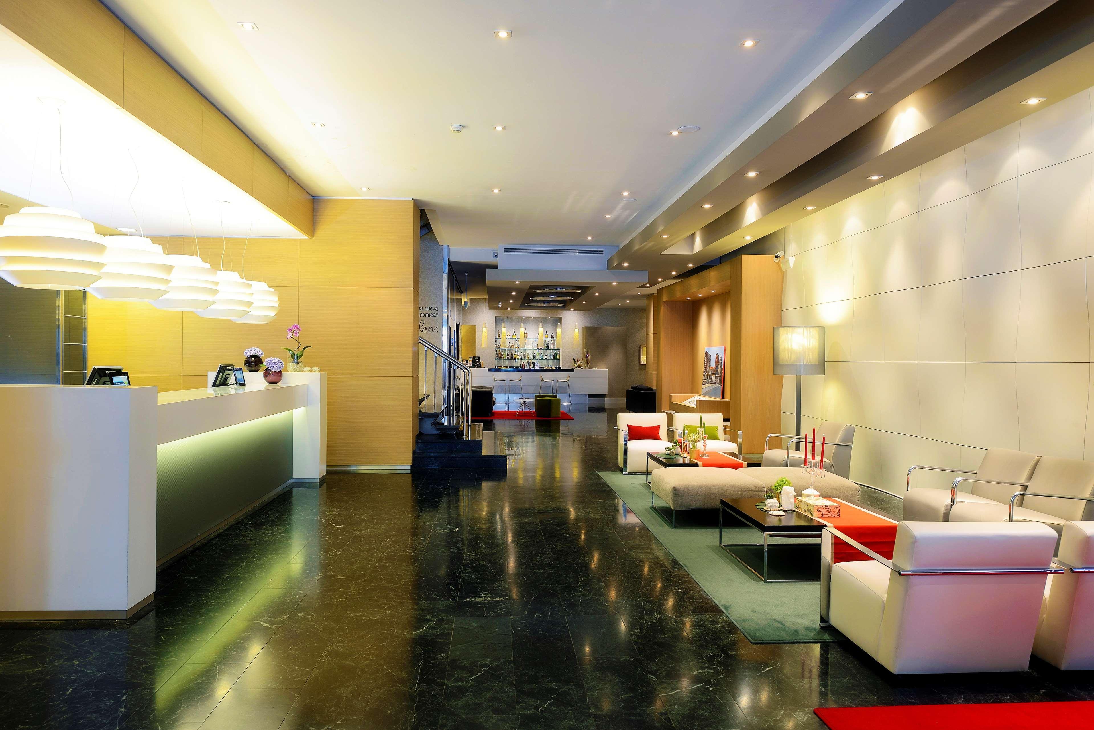 Vista Lobby NH Collection Villa de Bilbao