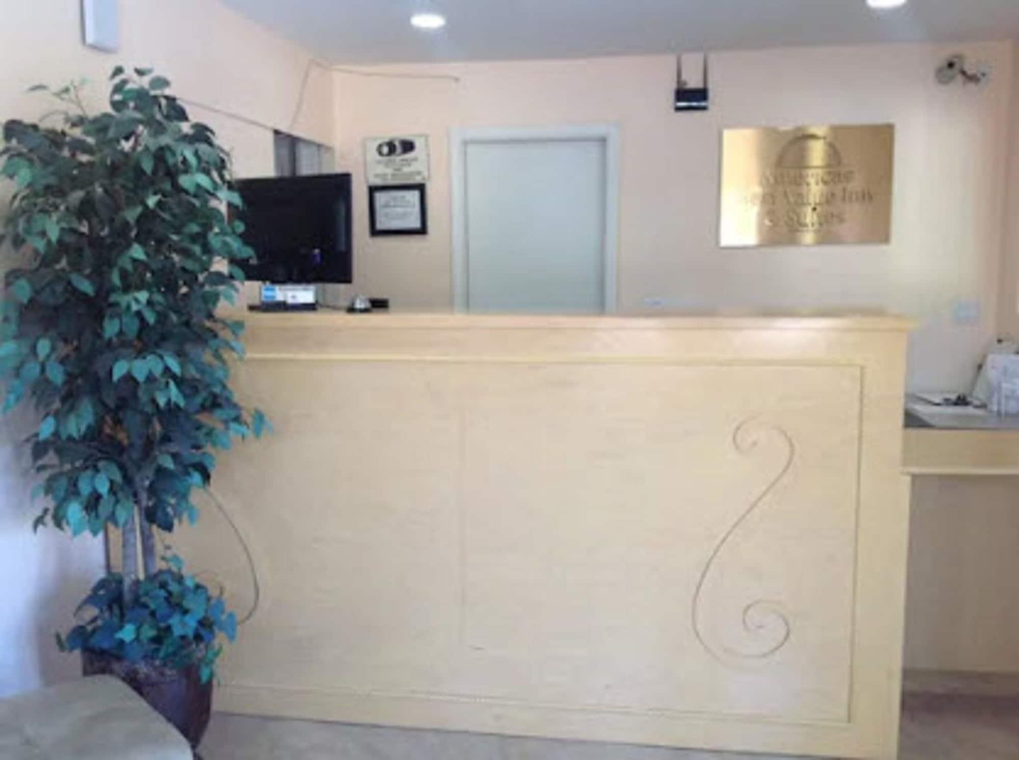 Vista Lobby Americas Best Value Inn Thousand Oaks