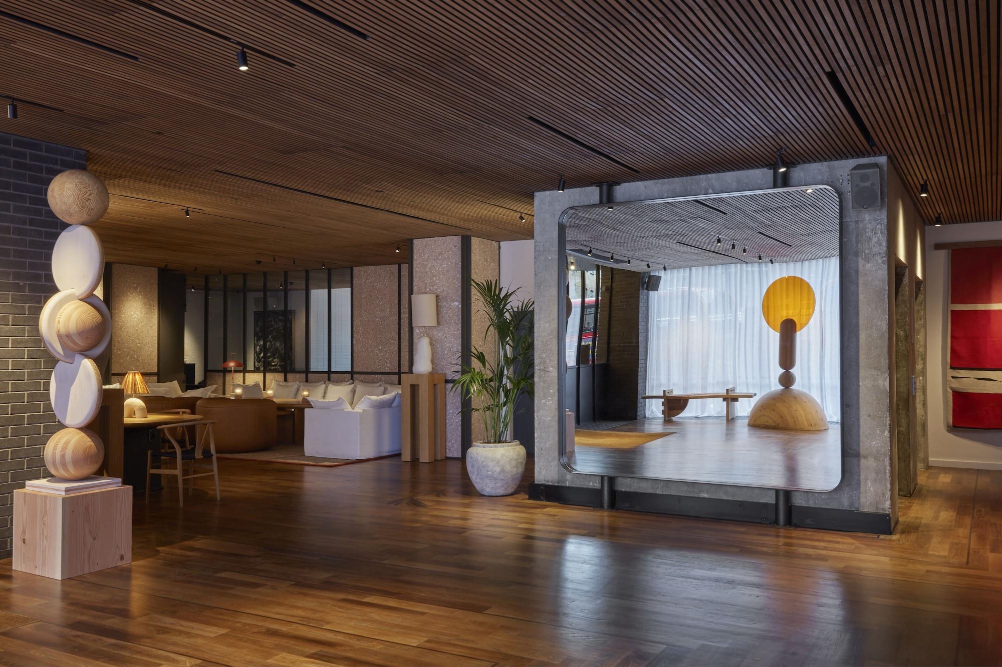Vista Lobby One Hundred Shoreditch