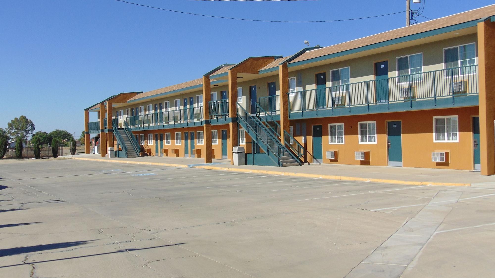 Varios Corcoran Country Inn