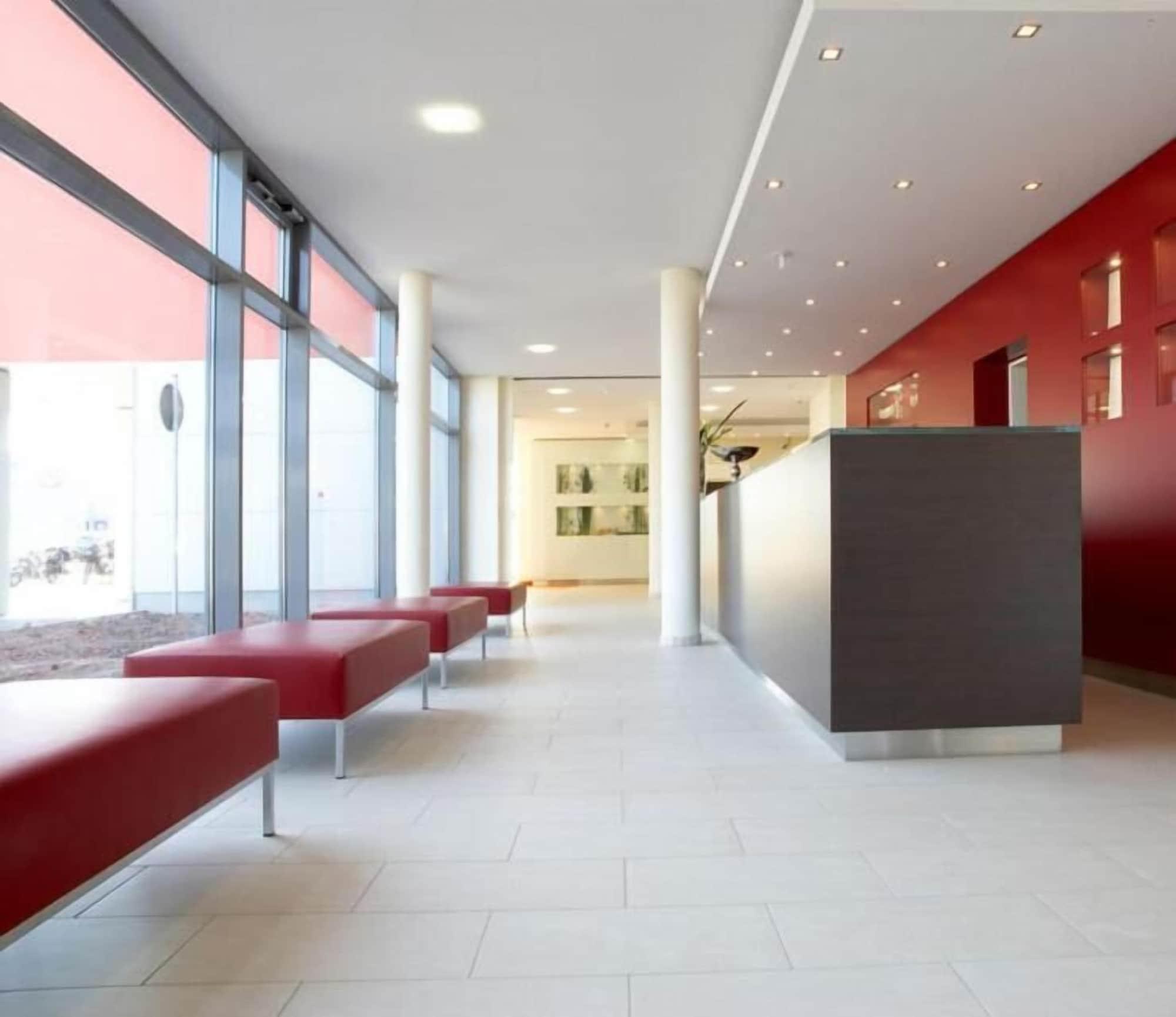 Vista Lobby Qualitel Hotel Wilnsdorf