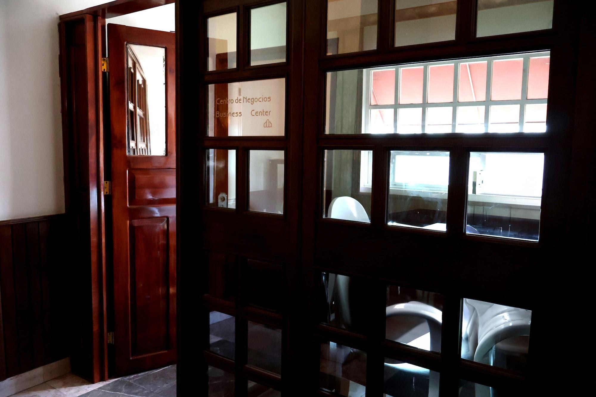 Centro de Negocios Hotel Boutique AB