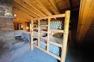 Renta temporal - Get Back to Nature - A Peaceful Cabin Retreat Where Stars Shine Bright!