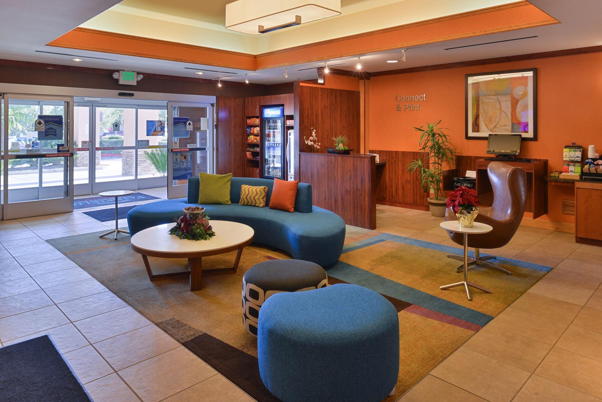 Vista Lobby Fairfield Inn and Suites by Marriott Sacramento Elk Grove