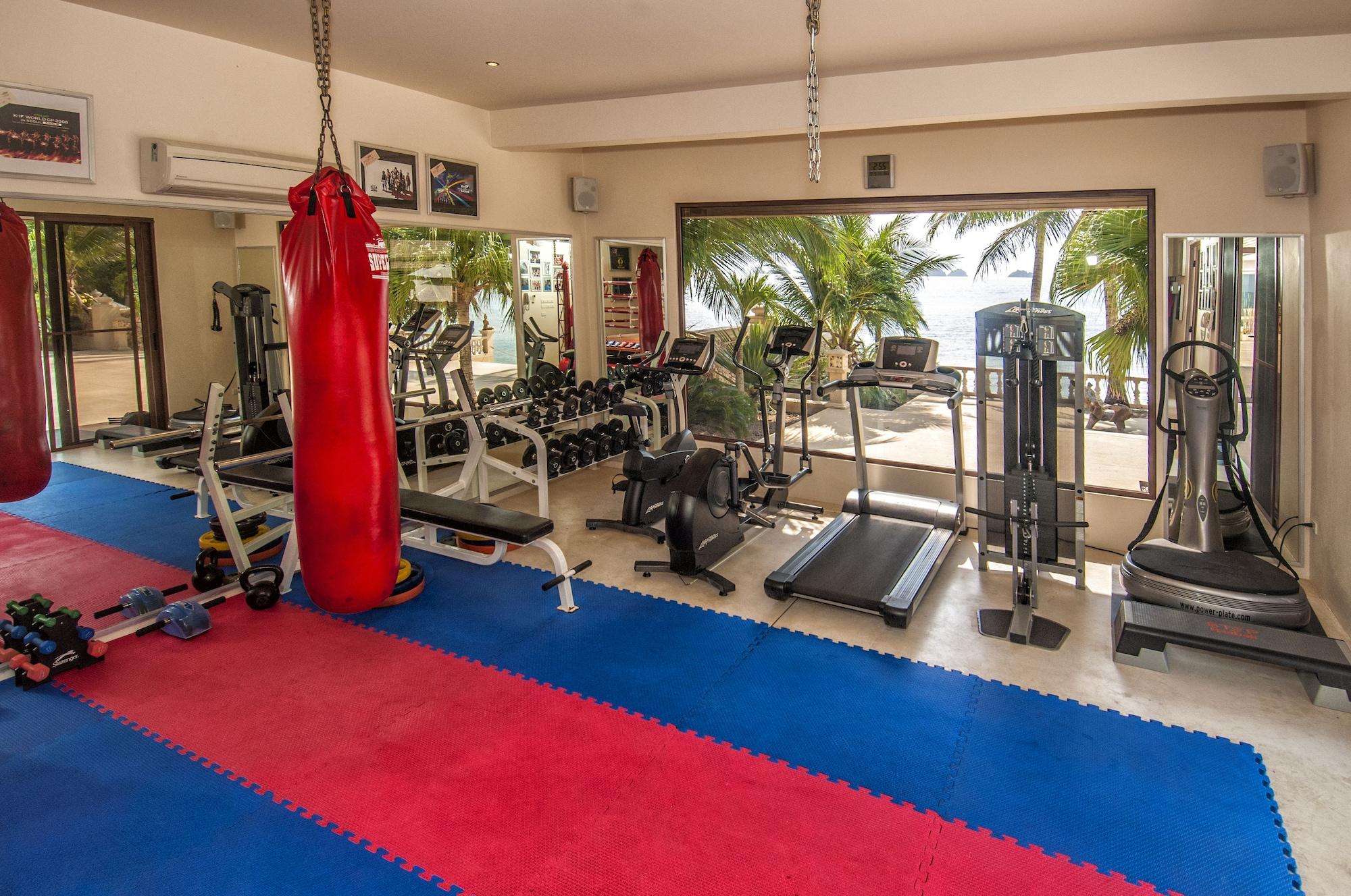 Gimnasio Sibaja Palms Sunset Beach Apartment