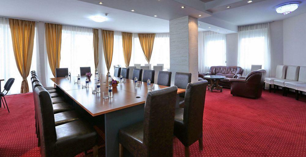 Sala de Reuniones Hotel Novella Uno