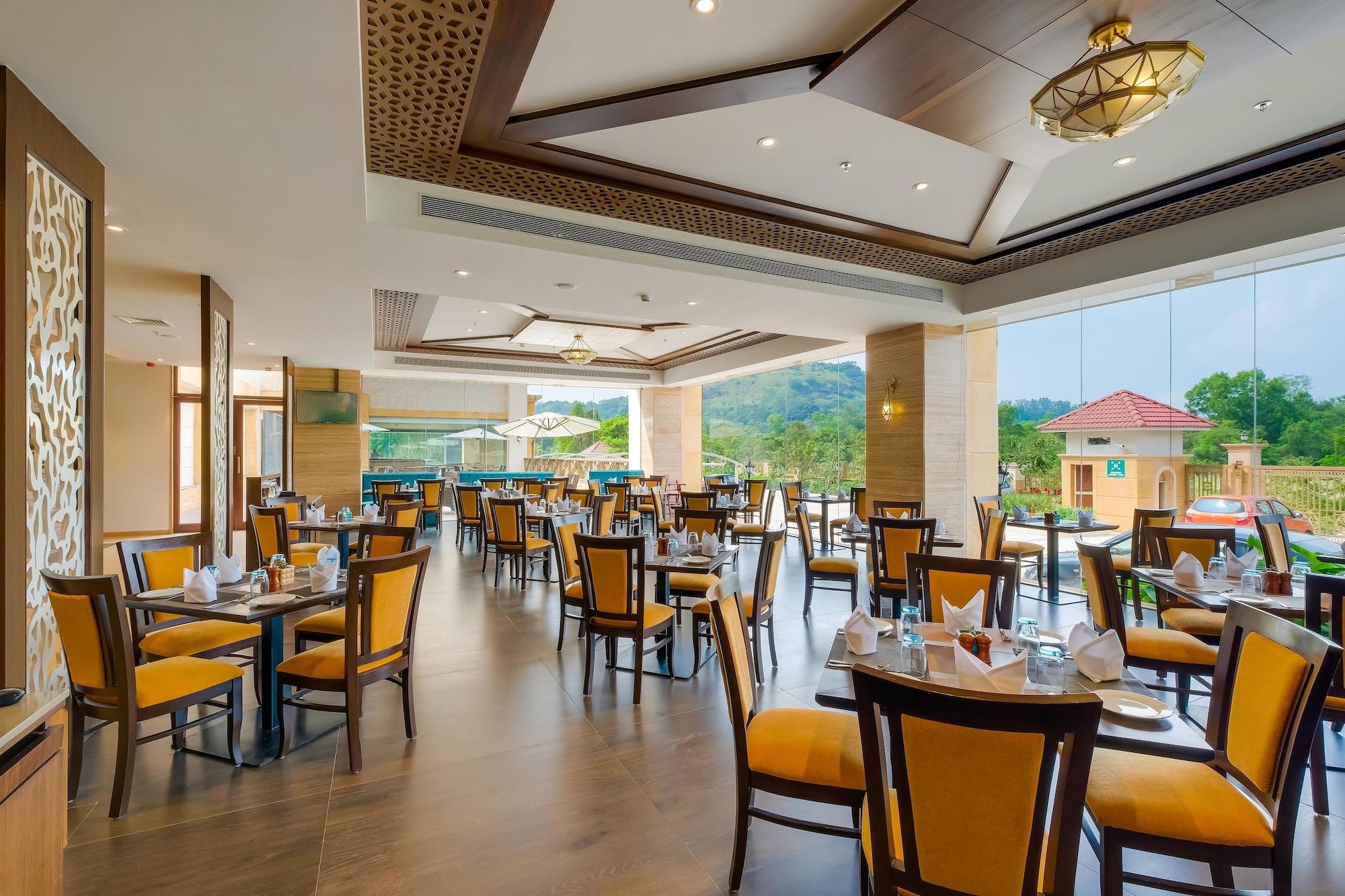 Restaurant The Fern An Ecotel Hotel, Lonavala