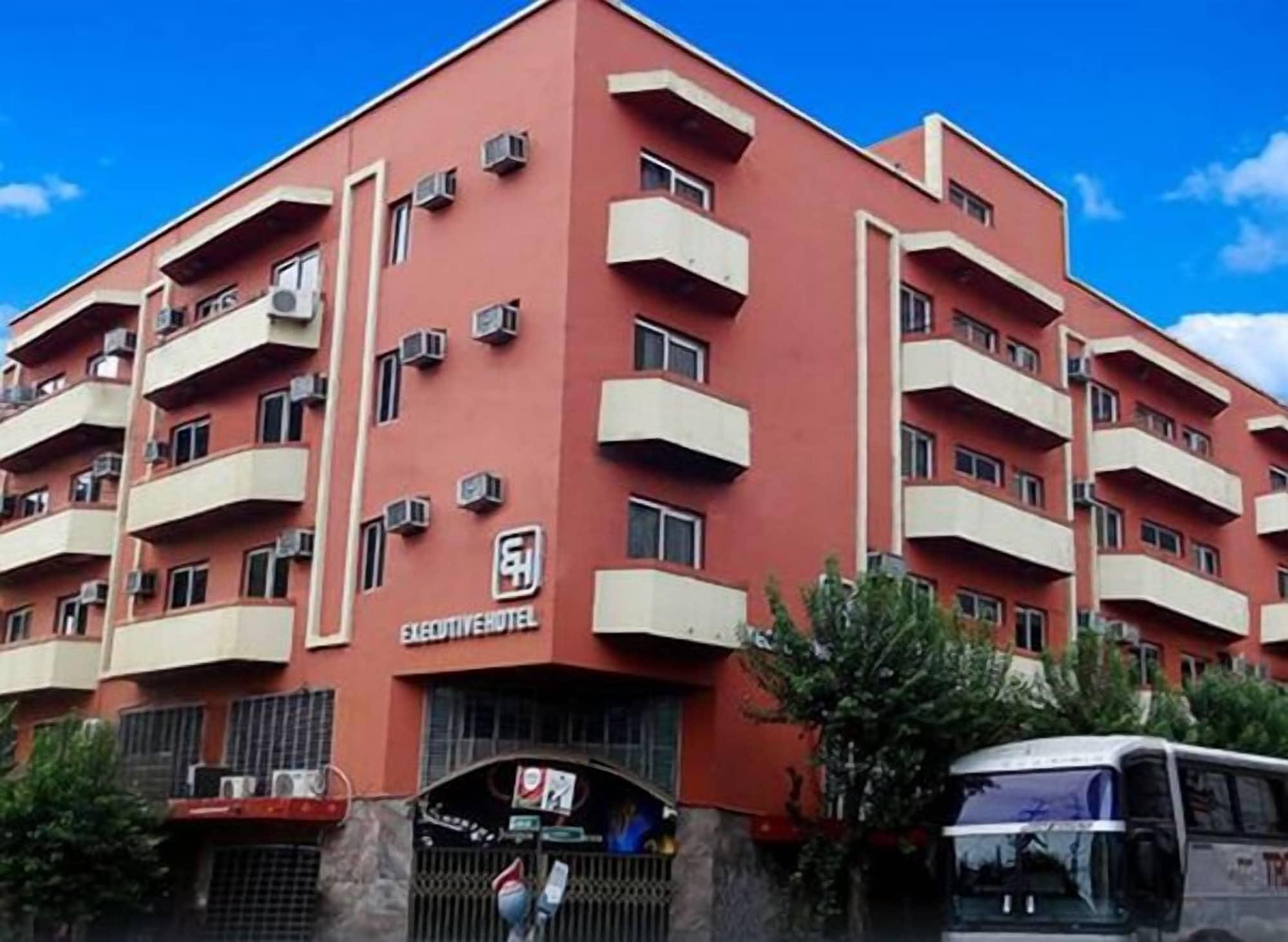 Vista Exterior Hotel Executive