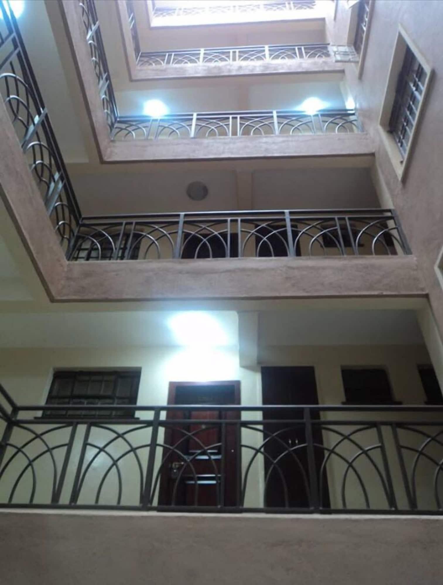 Varios Height Twisters Apartments