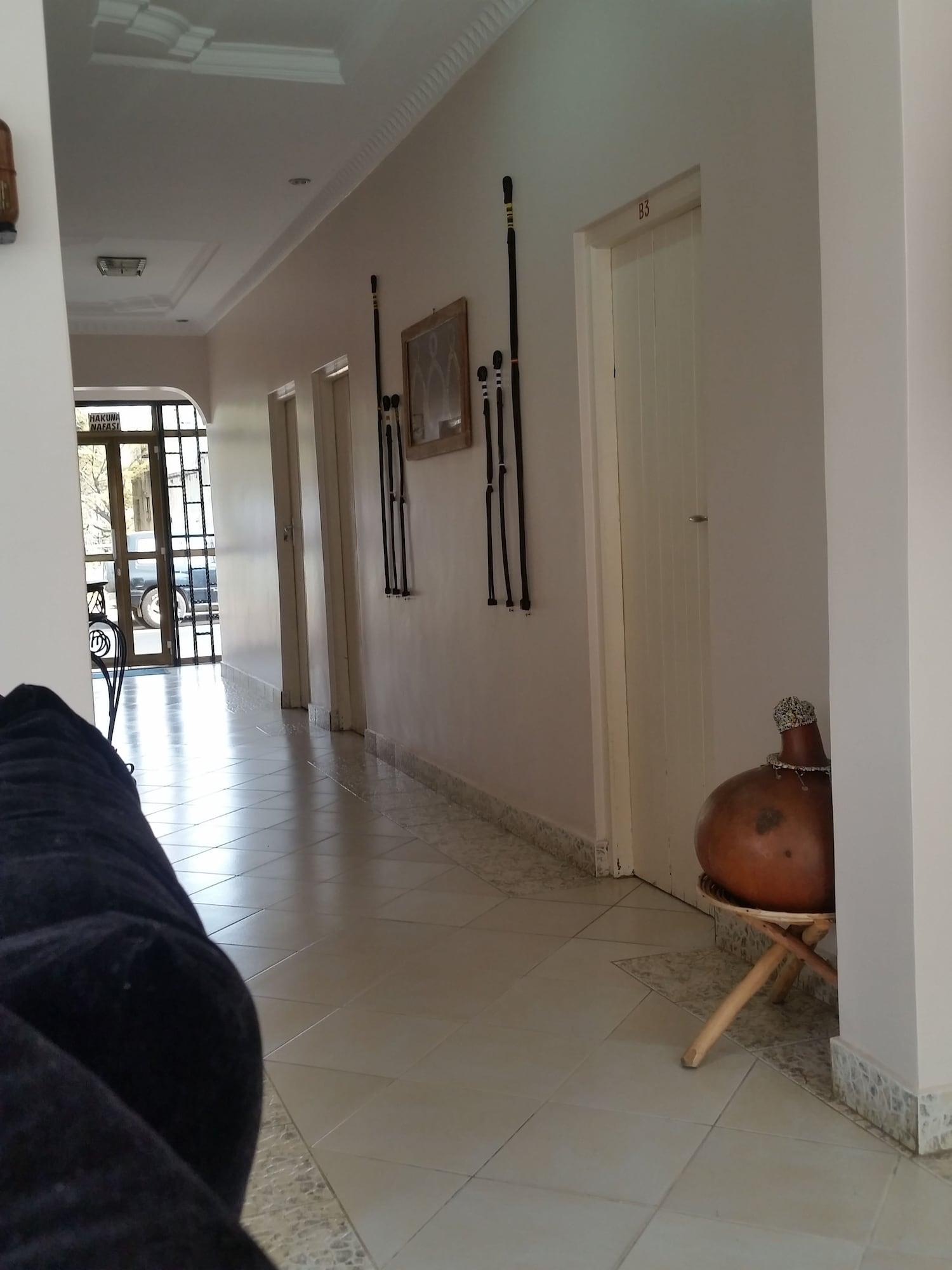 Vista Lobby Raha Leo Inn