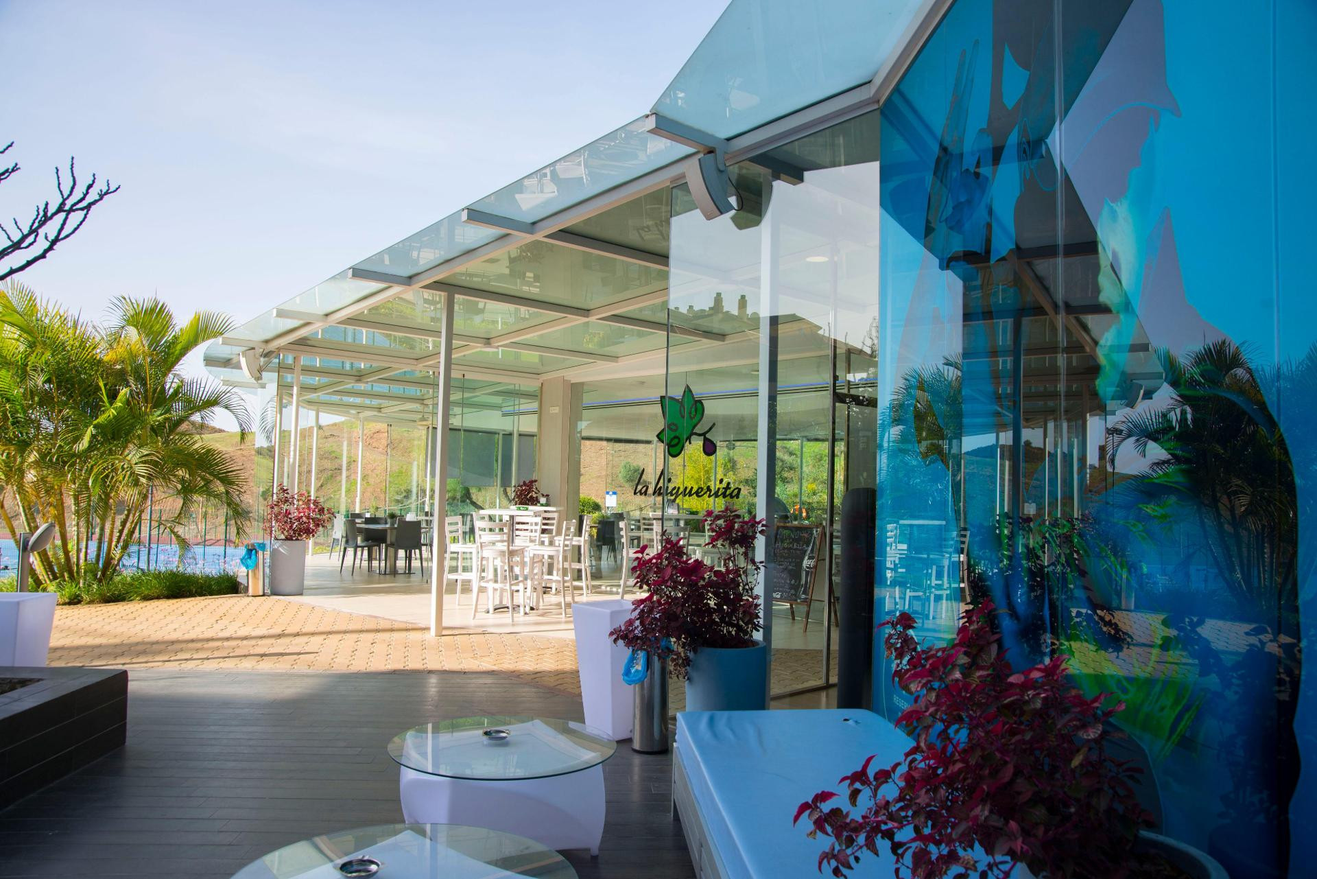 Restaurant Higueron Hotel Malaga, Curio Collection by Hilton