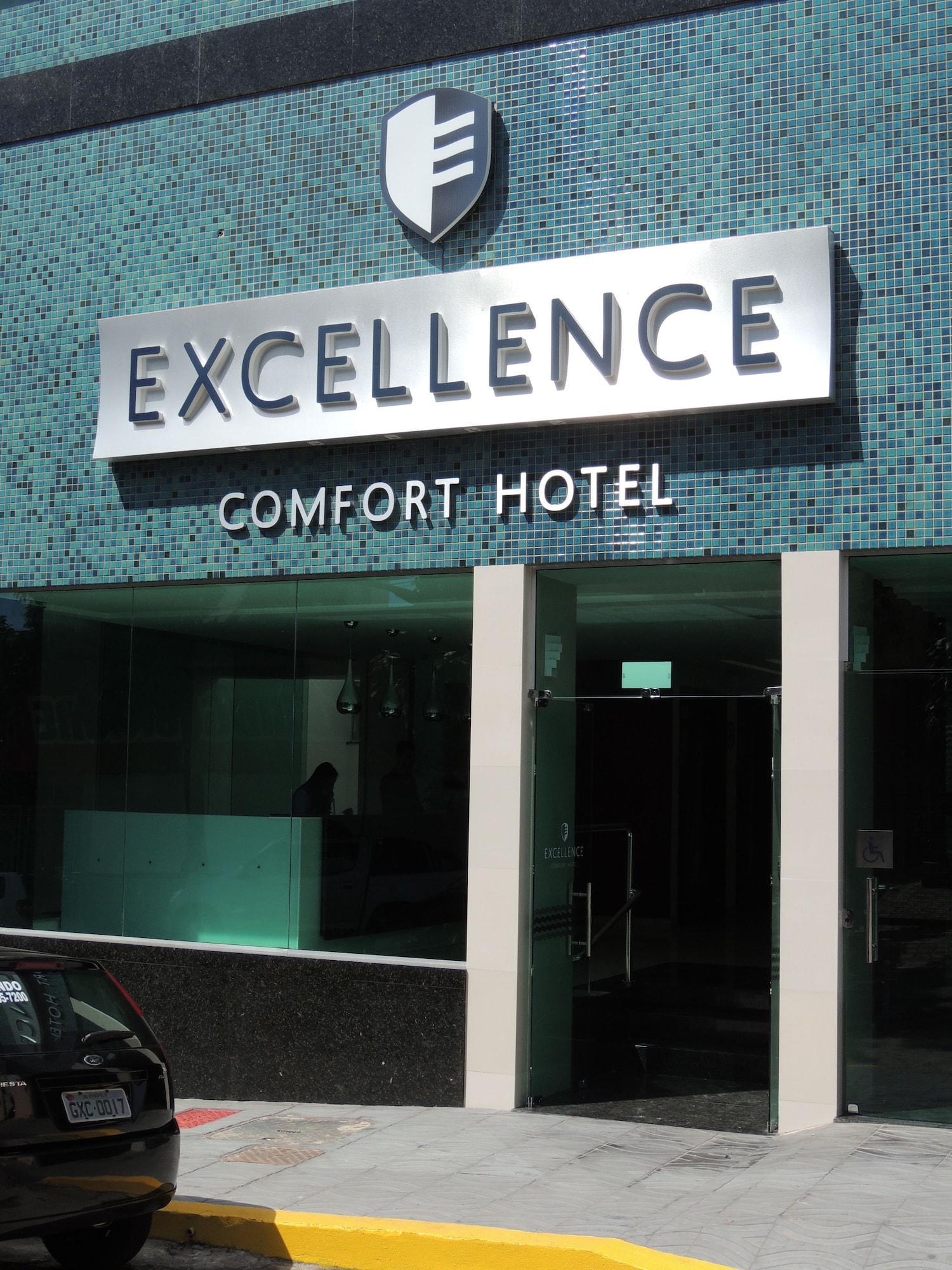 Vista Exterior Excellence Comfort Hotel