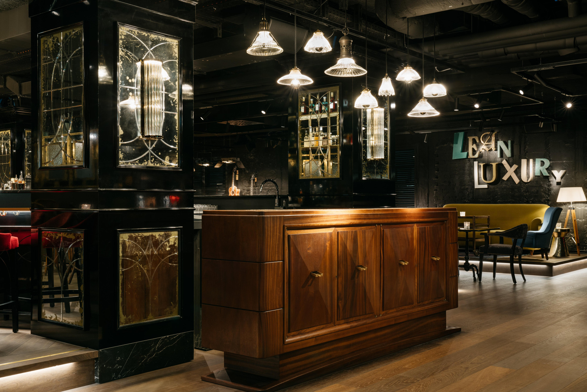 Bar/Salón Ruby Mimi Hotel Zurich by IHG
