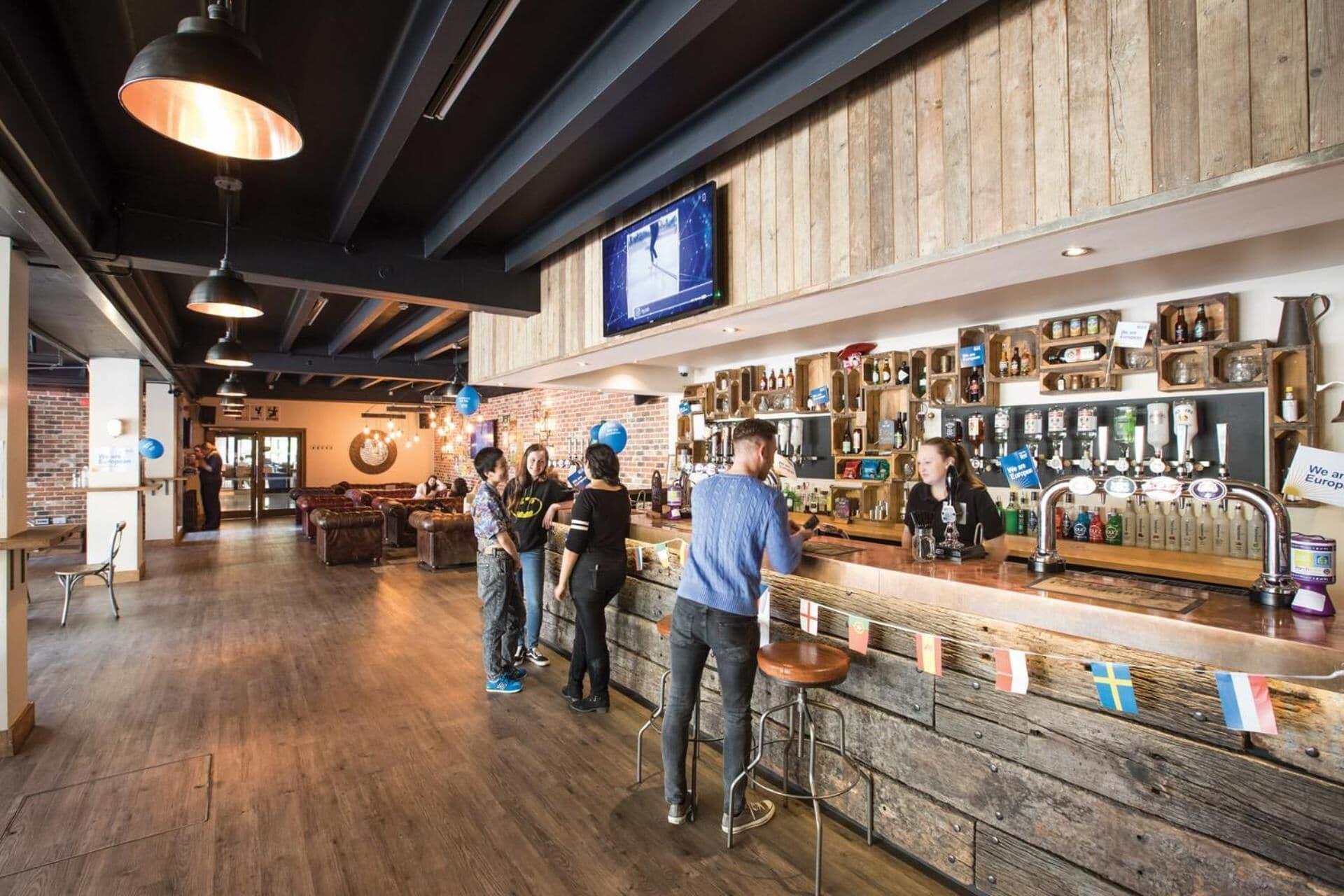 Bar/Salón Tyler Court - University of Kent