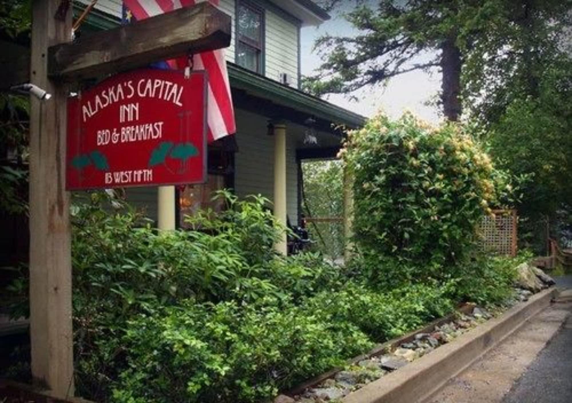 Varios Alaskas Capital Inn Bed & Breakfast