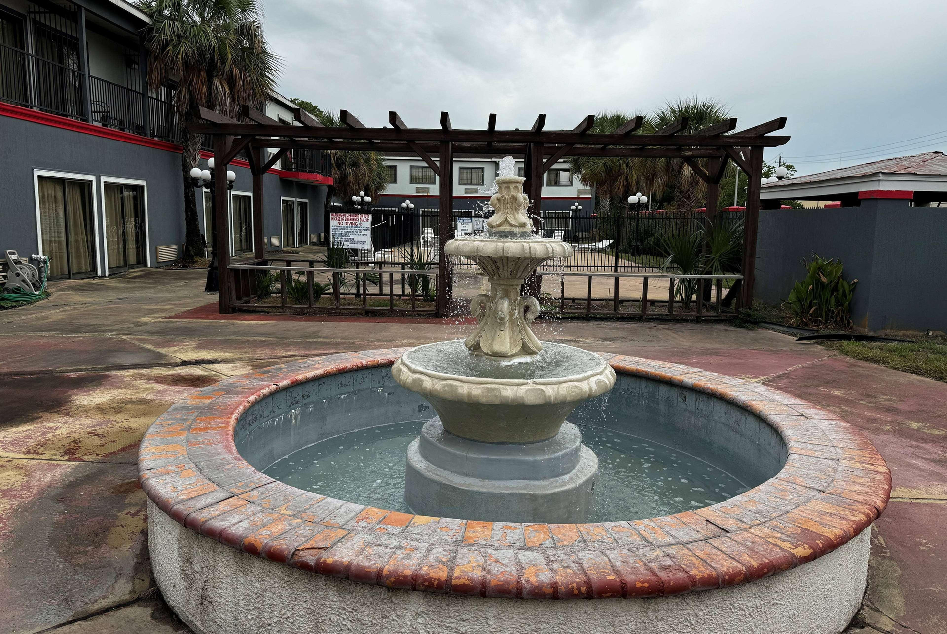 Vista Exterior Baymont by Wyndham Houston North