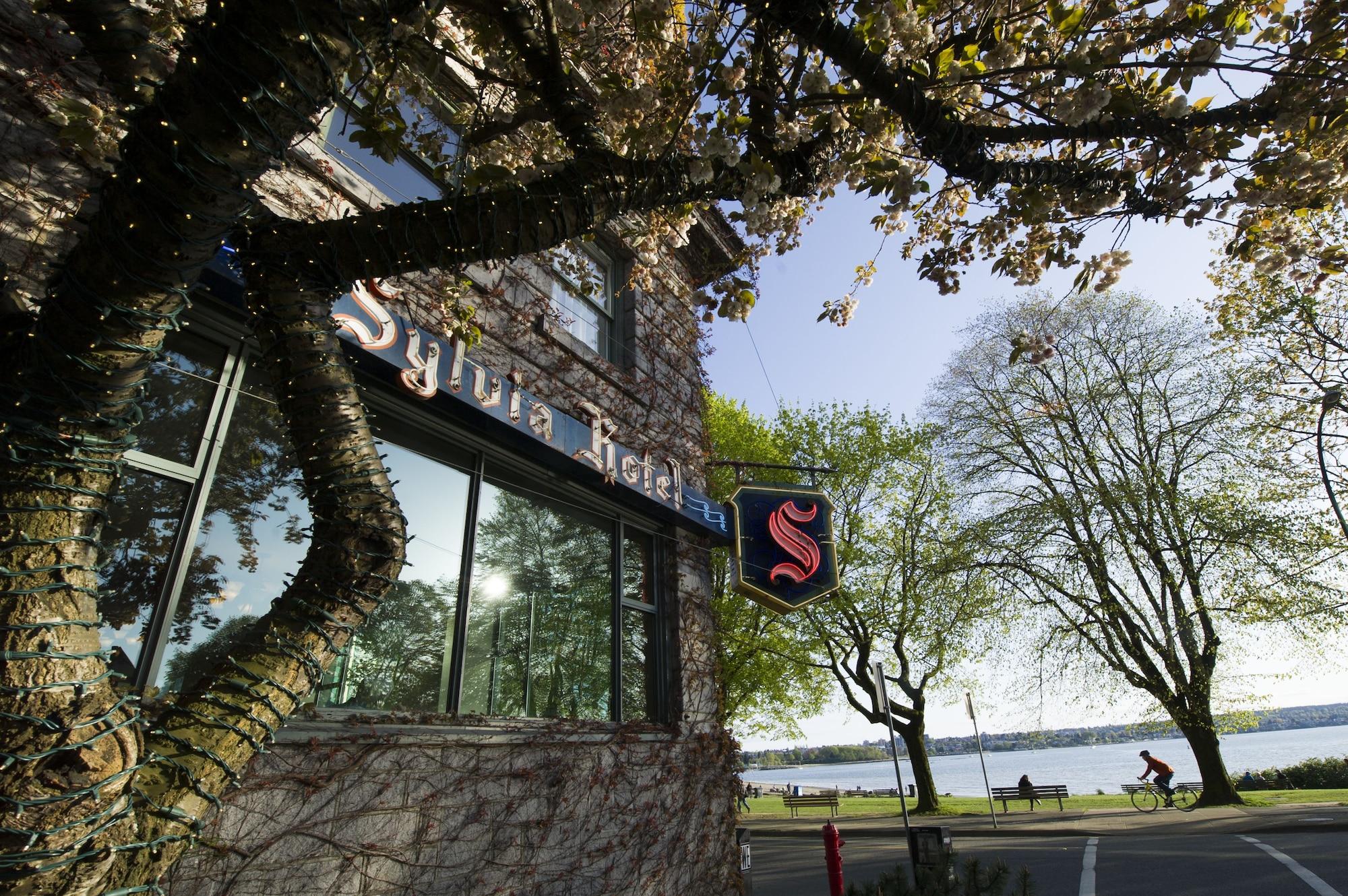 Playa Sylvia Hotel