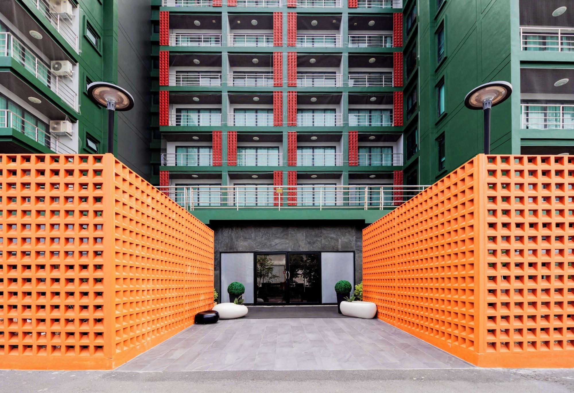 Vista Exterior SureStay By Best Western Iconic Suvarnabhumi