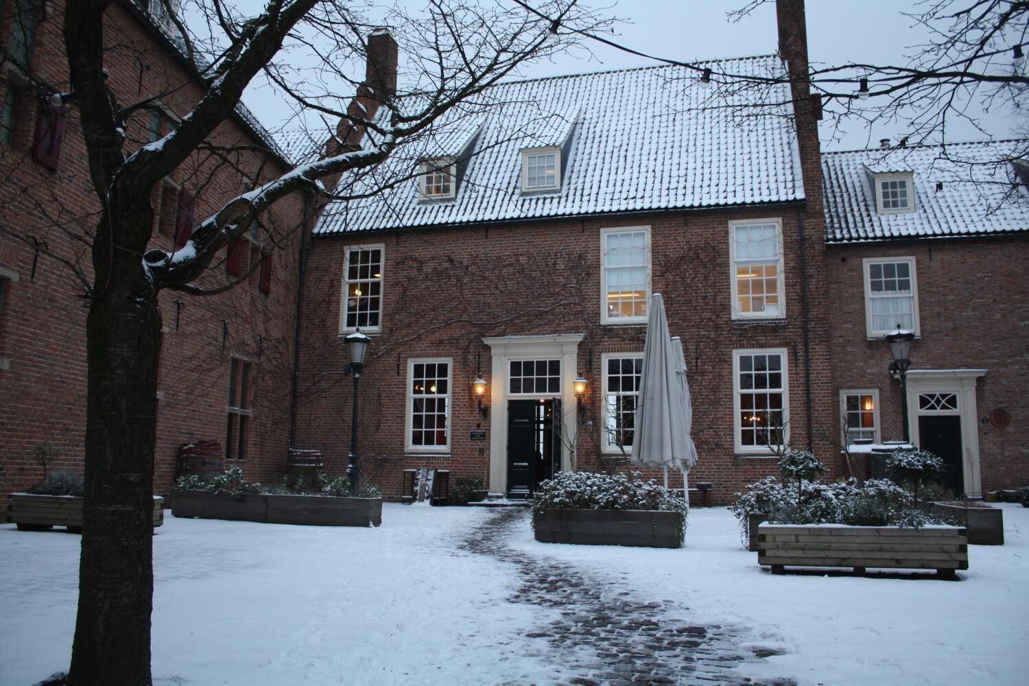 Vista Exterior De Hemel Hotel Suites Nijmegen
