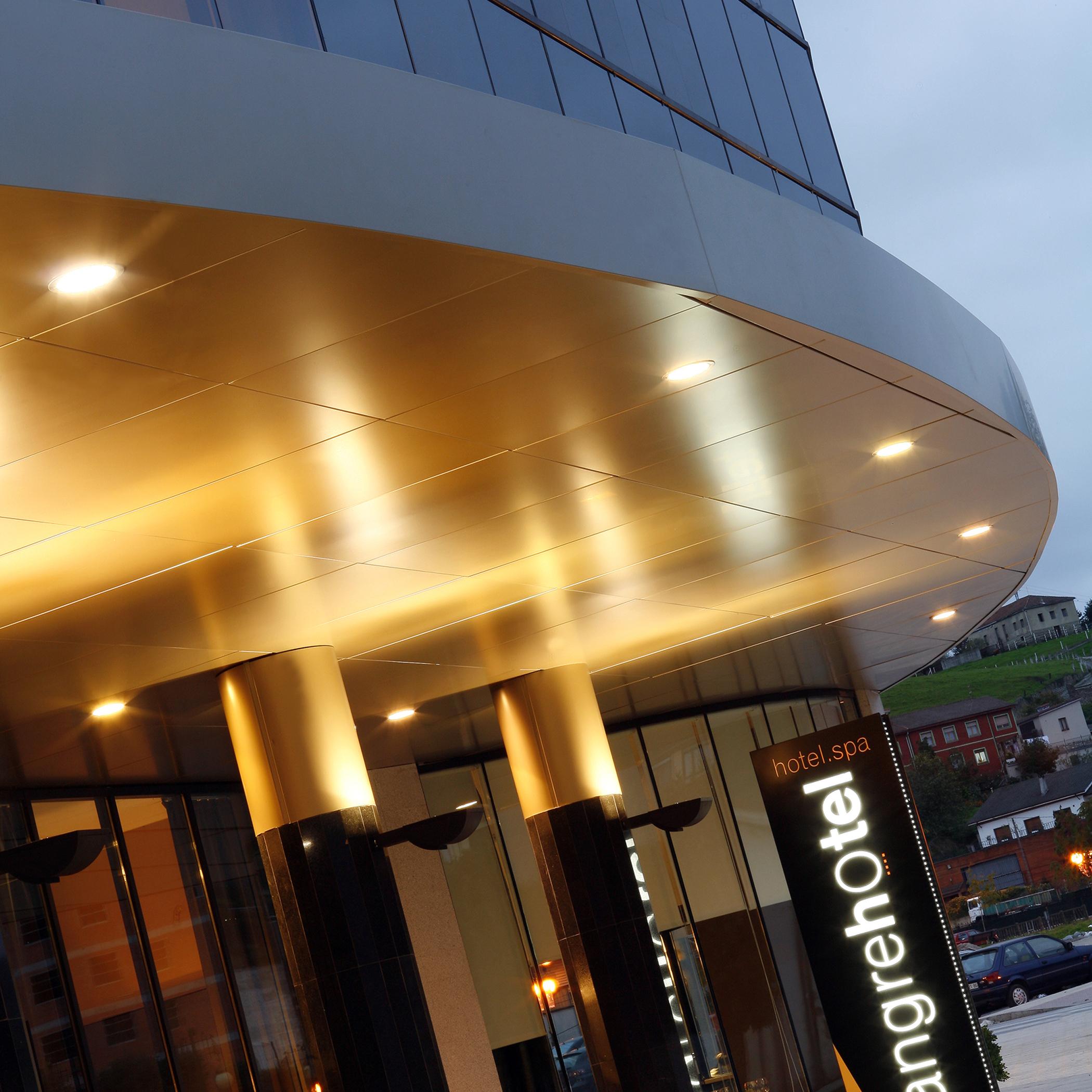 Vista Exterior Azz Langrehotel & Spa