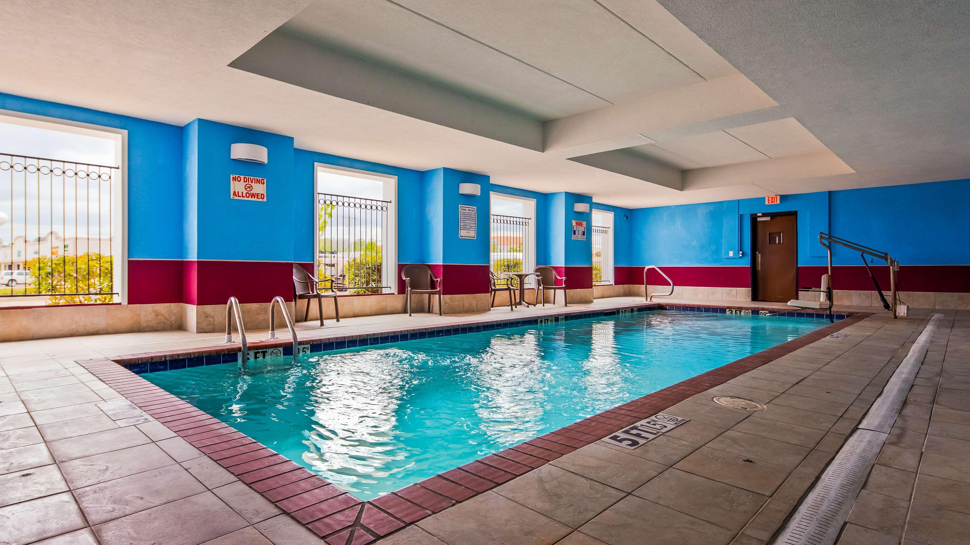 Vista Piscina Best Western Plus Flowood Inn & Suites