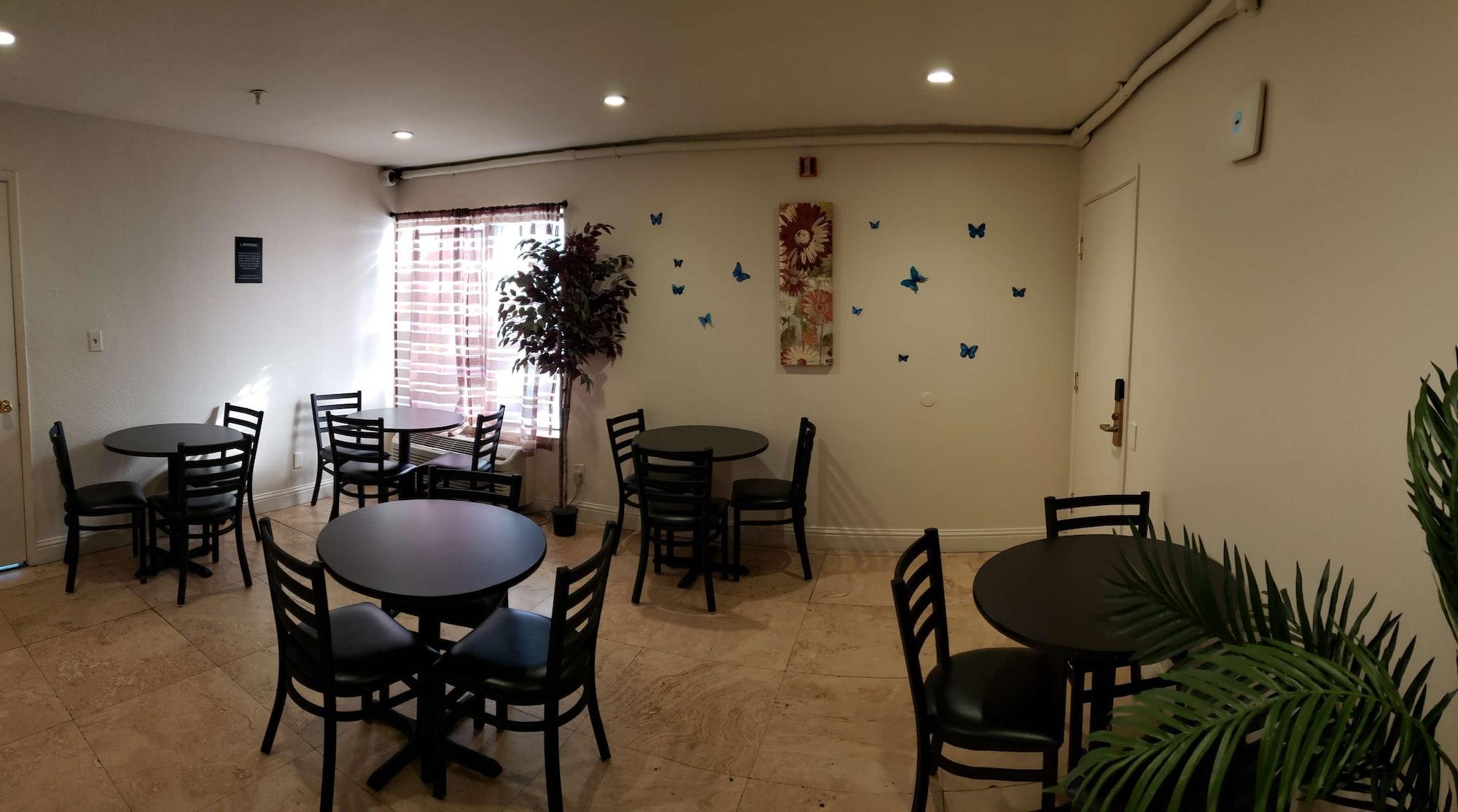 Restaurant SureStay Hotel by Best Western Vallejo Napa Valley
