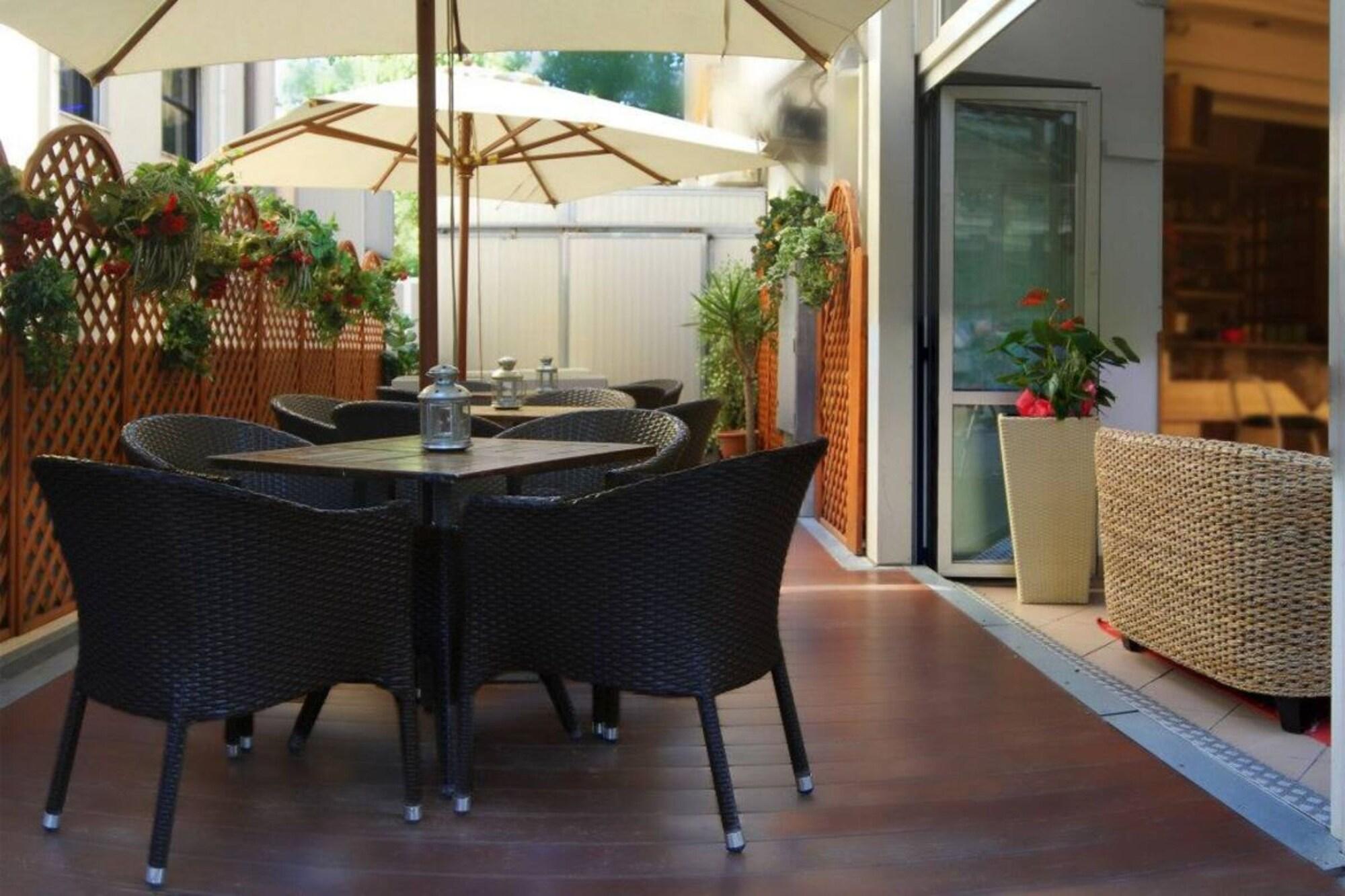 Vista Exterior Hotel Casablanca