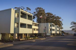 Alojamiento - 456 Embarcadero Inn & Suites