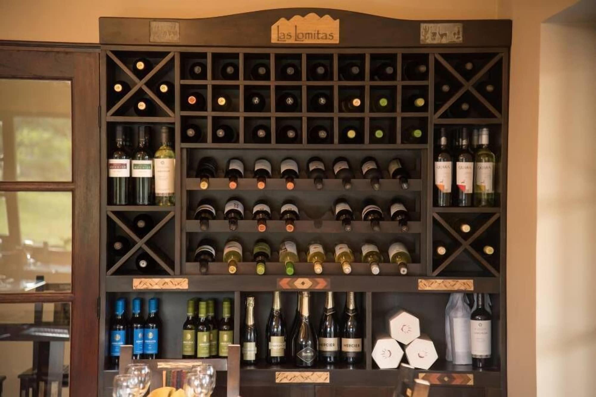 Bar/Salón Las Lomitas - Casa de Campo