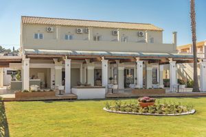 Alojamiento - Ionian Blue Beach Hotel  Adults Friendly