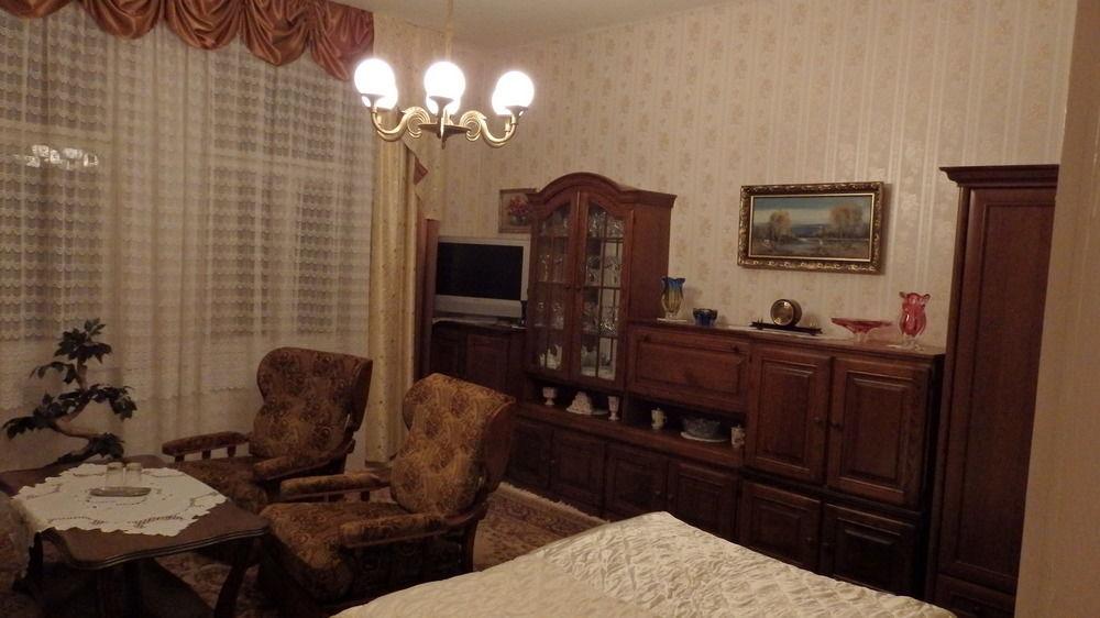 Equipamiento de Habitación Villa Madona