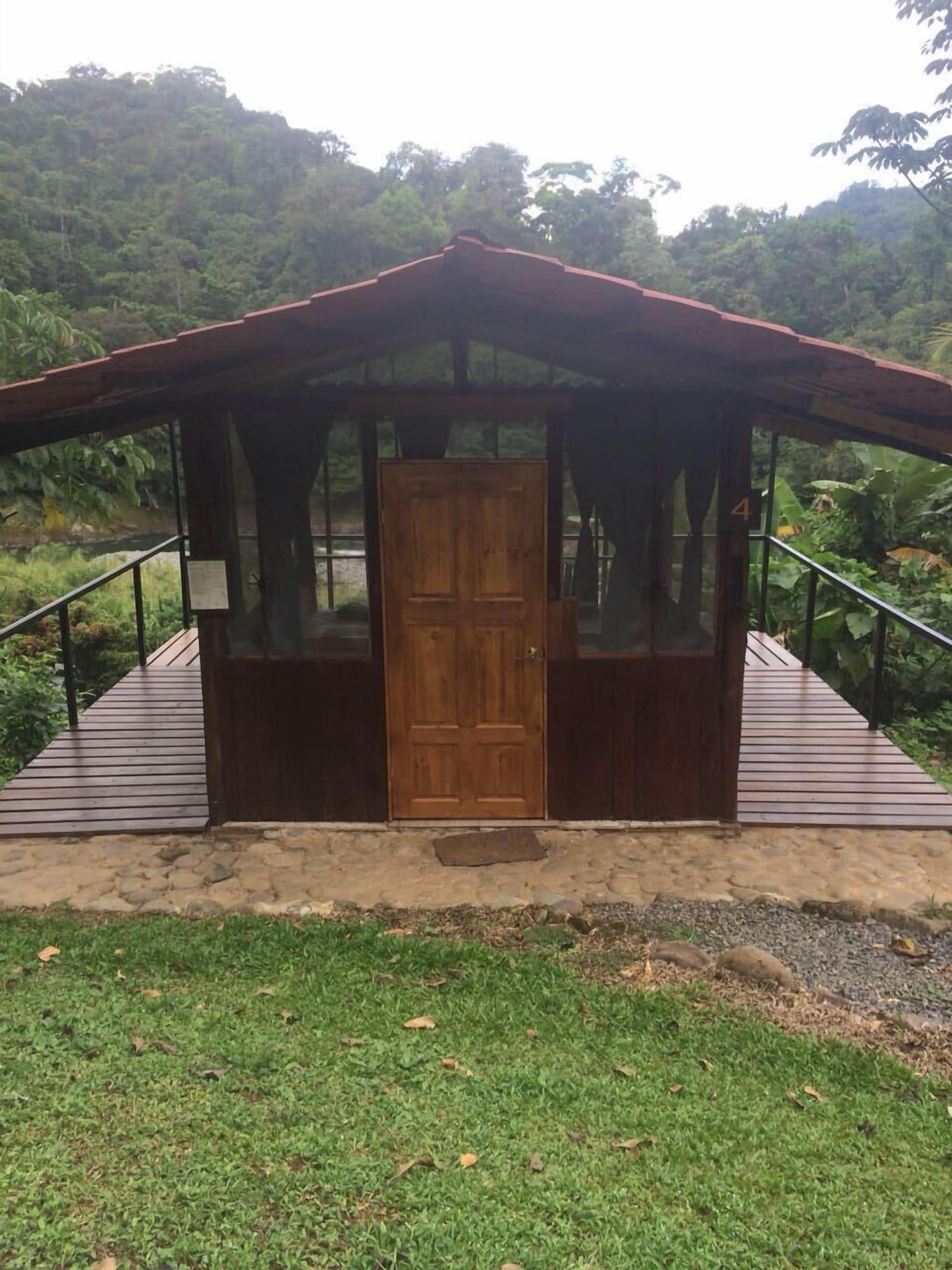 Equipamiento de Habitación Pacuare River Lodge